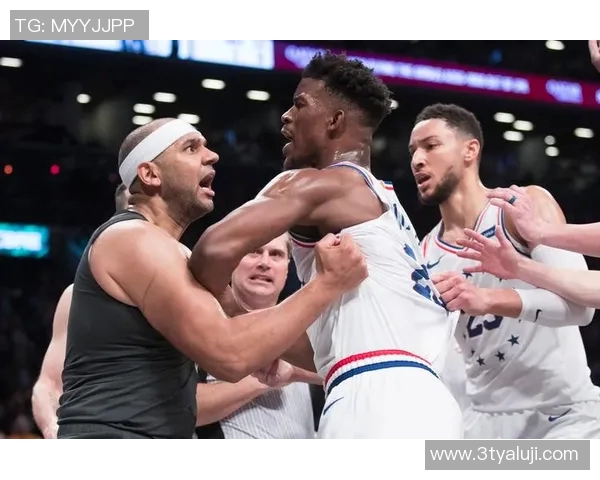 夏季联赛精彩对决火箭队与篮网队的激烈碰撞与精彩瞬间回顾 夏季联赛精彩对决火箭队与篮网队的激烈碰撞与精彩瞬间回顾