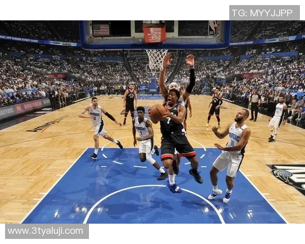 2017年NBA季后赛火箭队与步行者队精彩对决回顾与分析