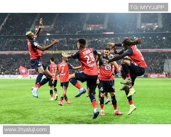 AC米兰与曼联历史交锋回顾及精彩瞬间分析