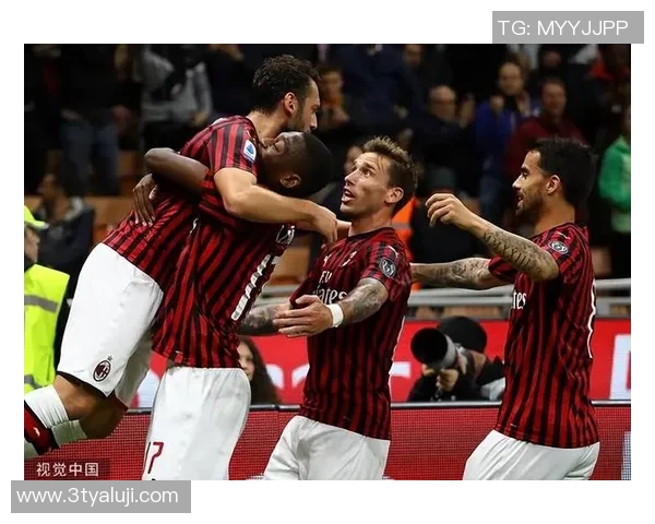 乌德勒与费耶诺德激战正酣谁能在这场对决中笑到最后